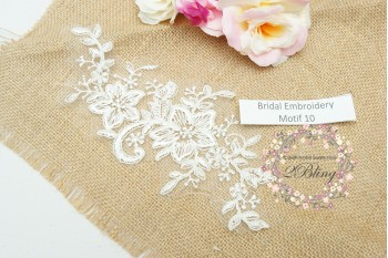 Bridal Lace Embroidery Motif 10, Off-white, 21x9 cm